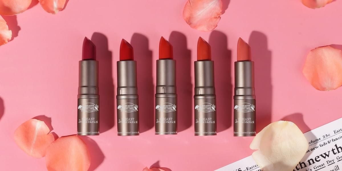 ลิปในตำนาน Matte Lipstick ราคาเพียง 345.- ที่ Beauty Cottage - Sale Here